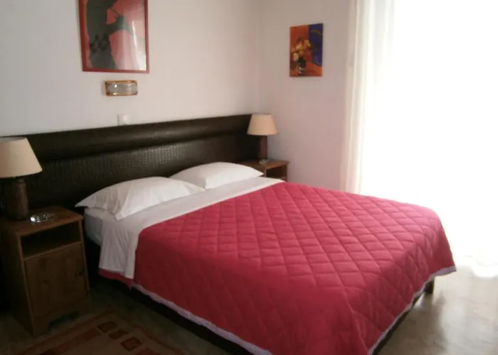 Antonios Pensión 4*