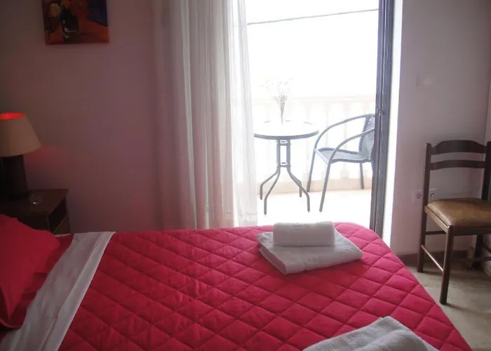 Pensión Antonios 4*