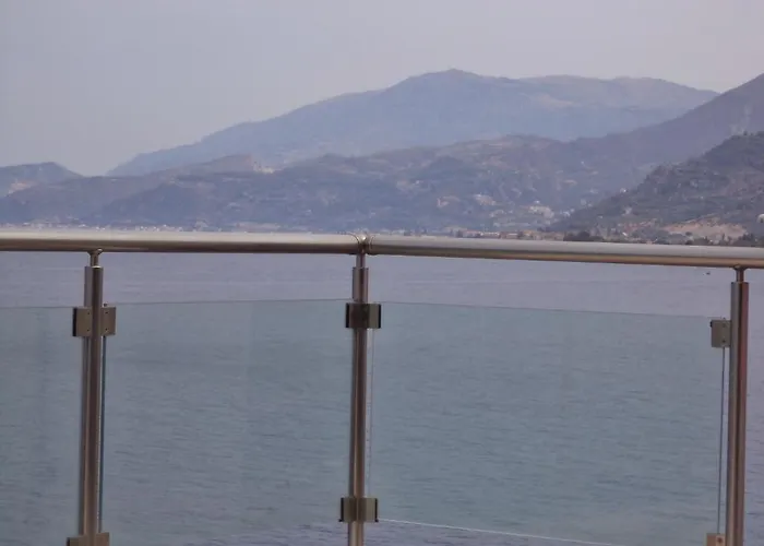 Antonios Pensión 4*